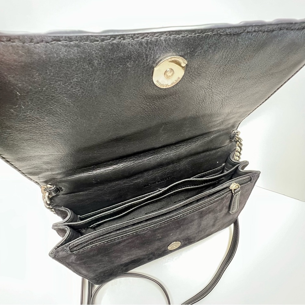 Michael Kors Brooklyn Grommet Crossbody Black Medium - Picture 10 of 13